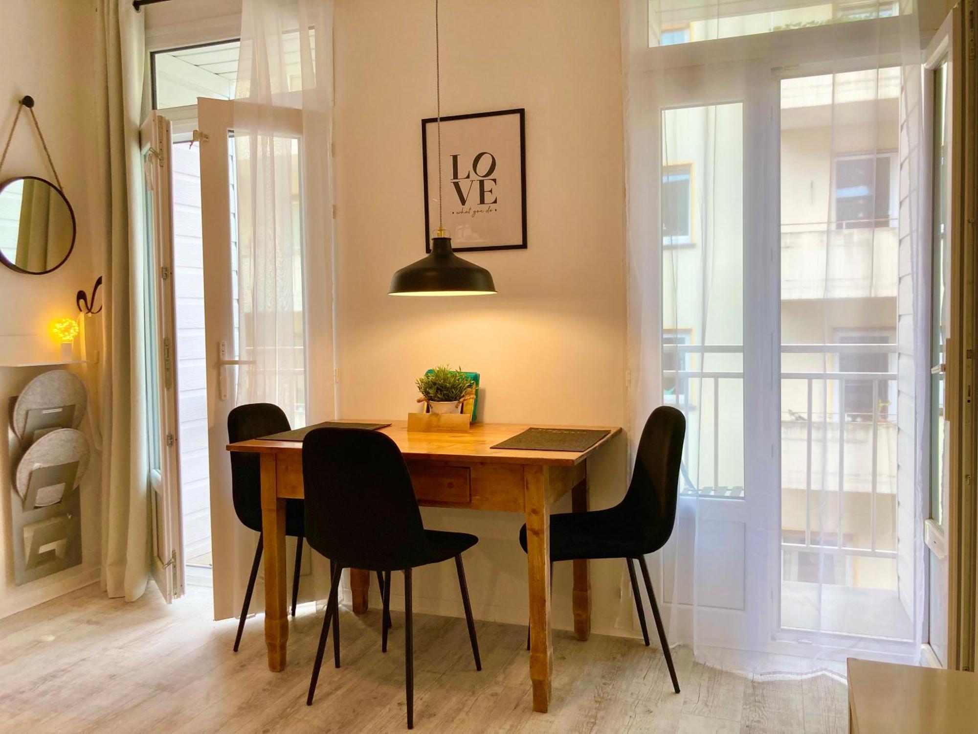Living At Saarpartments - Adultsonly - Business & Holiday Homes With Kitchen For Long- And Short Term Stay, 3 Min To St Johanner Markt And Points Of Interest Saarbrücken Zewnętrze zdjęcie